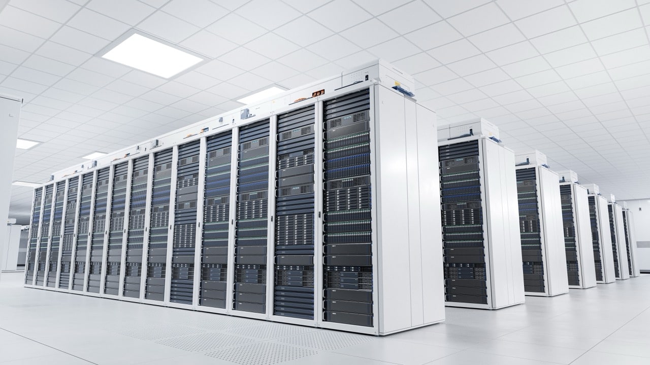 Cloud hosting in datacenter